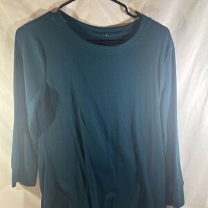 Time and Tru Teal Long Sleeve Top